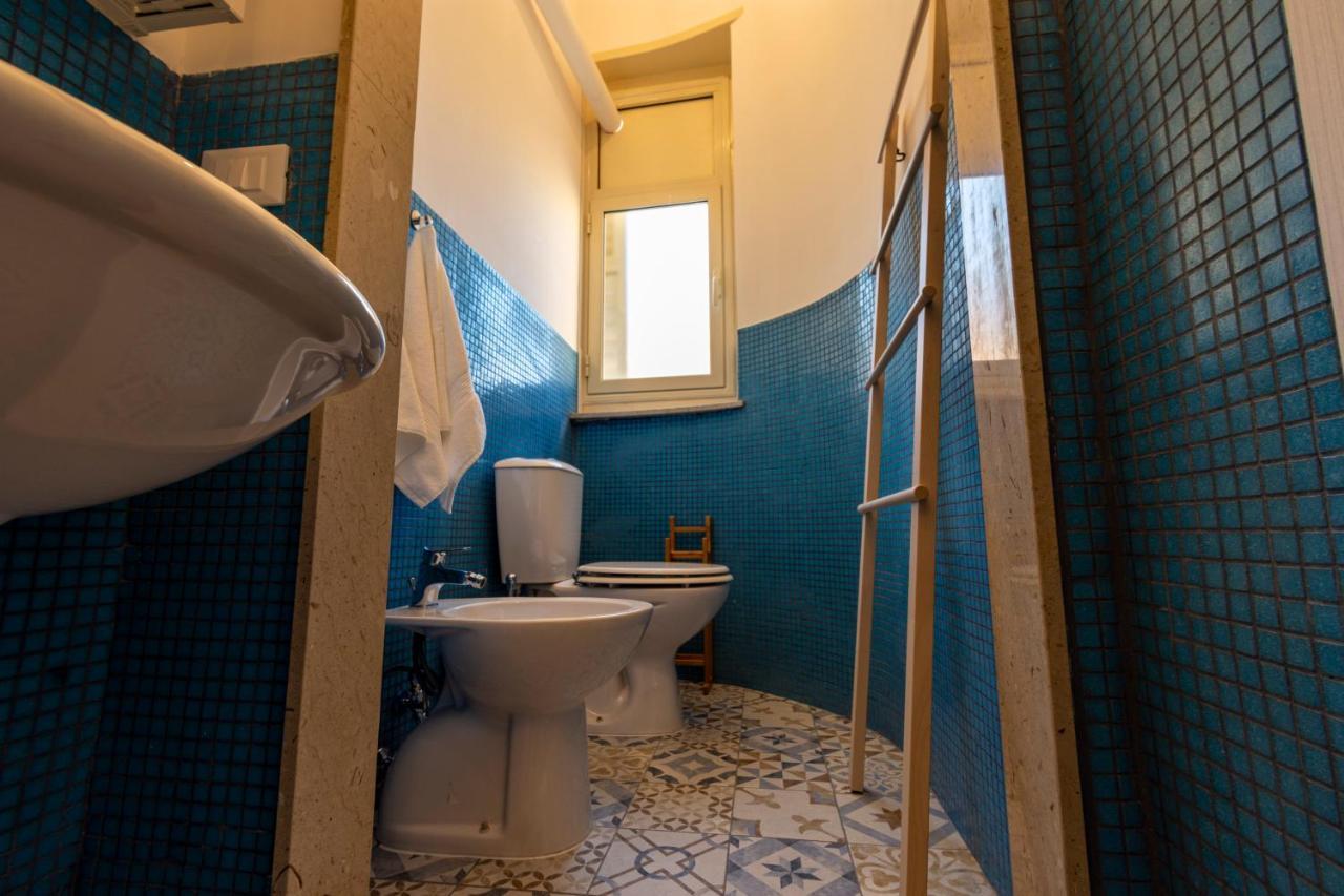 Locanda Popolare Aci Castello Exteriör bild